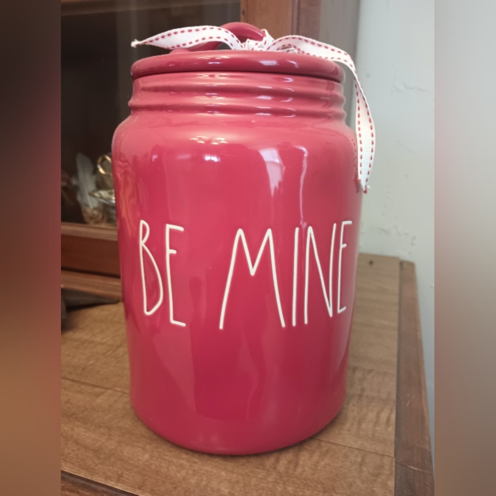 Rae Dunn canister cookie jar